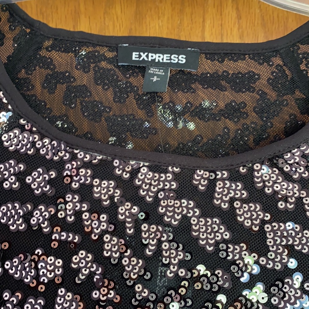 New gorgeous Express sequence top!